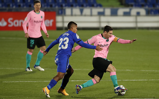 Jak potoczy się przyszłość Barcelony i Realu Madryt